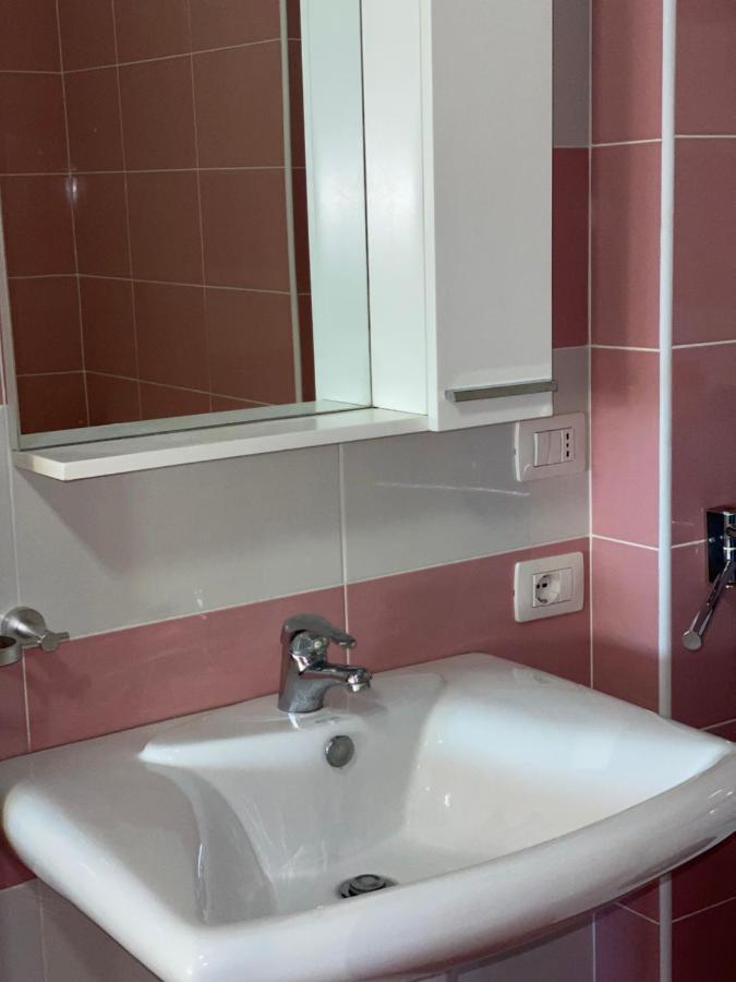 White Sea View Residence 2 Sarande Luaran gambar