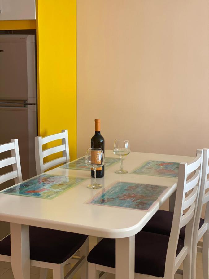 White Sea View Residence 2 Sarande Luaran gambar